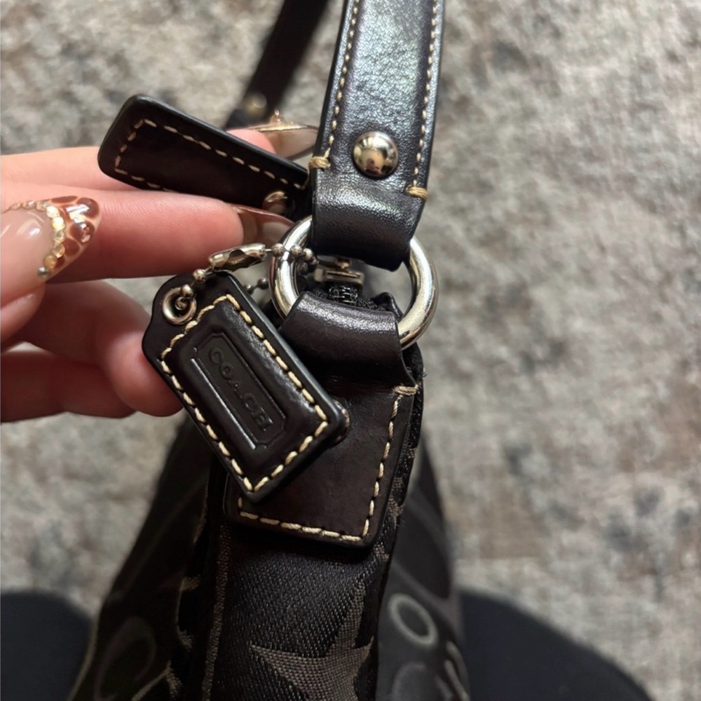 Coach Bag - Picture 2 of 4